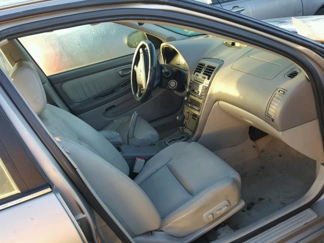 JN1DA31A72T307029 - 2002 NISSAN MAXIMA GLE SILVER photo 5