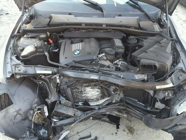 WBAPH73509A172766 - 2009 BMW 328 I GRAY photo 7