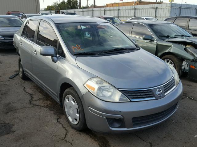 3N1BC11E19L385989 - 2009 NISSAN VERSA S GRAY photo 1