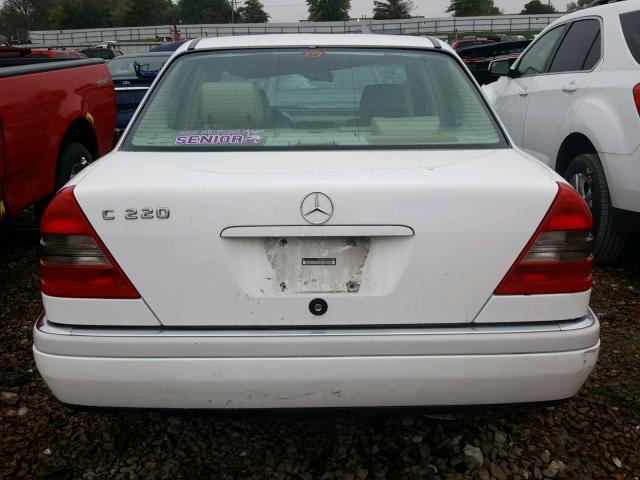 WDBHA22E6TF448697 - 1996 MERCEDES-BENZ C 220 WHITE photo 9