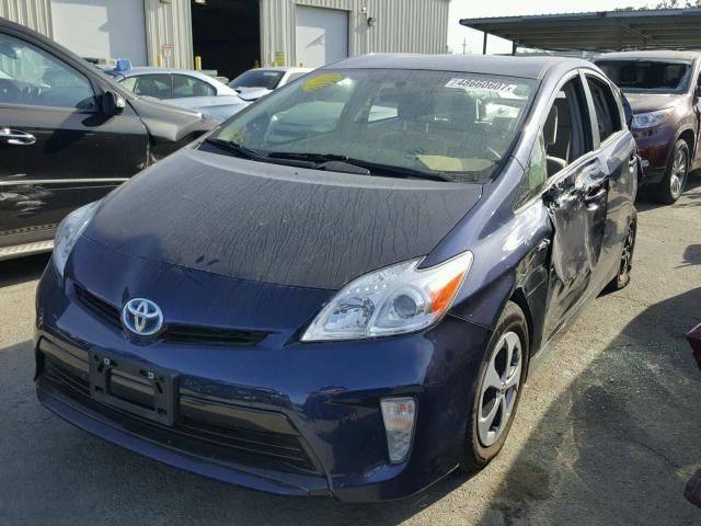 JTDKN3DU4F1908107 - 2015 TOYOTA PRIUS BLUE photo 2