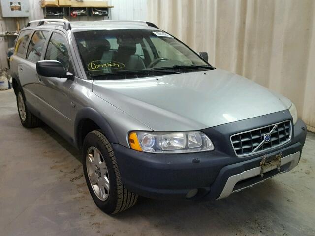 YV1SZ592551189658 - 2005 VOLVO XC70 SILVER photo 1