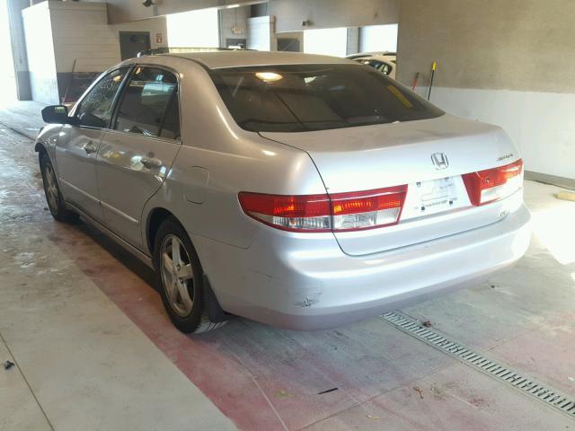 1HGCM56693A135942 - 2003 HONDA ACCORD EX SILVER photo 3