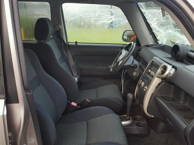 JTLKT324364083348 - 2006 TOYOTA SCION XB ნაცრისფერი ფოტო 5