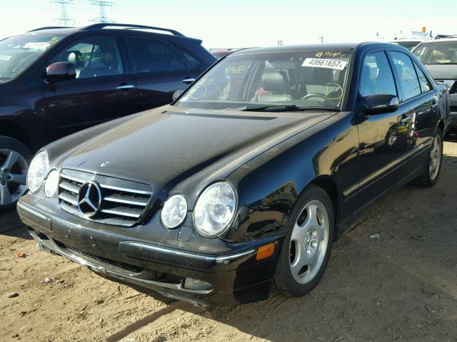 WDBJF83J12X072498 - 2002 MERCEDES-BENZ E 430 BLACK photo 2