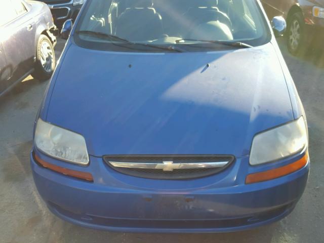 KL1TD52625B447724 - 2005 CHEVROLET AVEO BASE BLUE photo 7