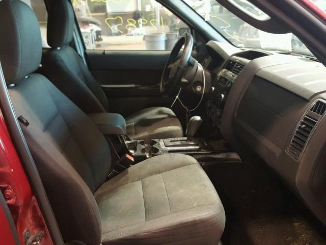 1FMCU03799KD08517 - 2009 FORD ESCAPE XLT RED photo 5