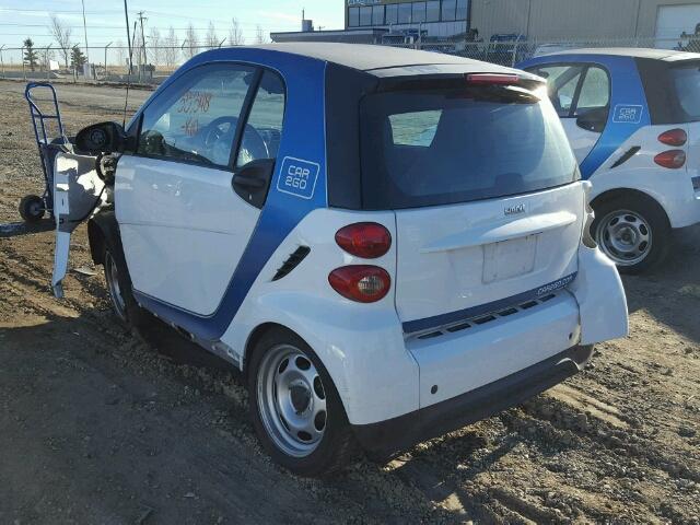 WMEEJ3BA2EK766223 - 2014 SMART FORTWO PUR WHITE photo 3