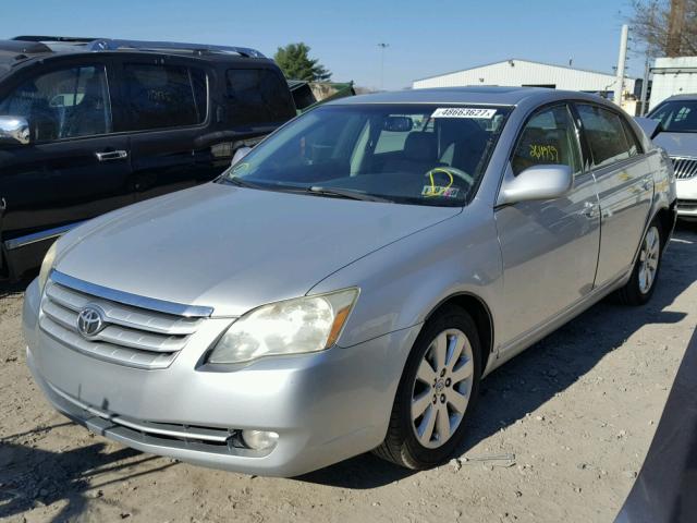 4T1BK36B06U083701 - 2006 TOYOTA AVALON XL SILVER photo 2