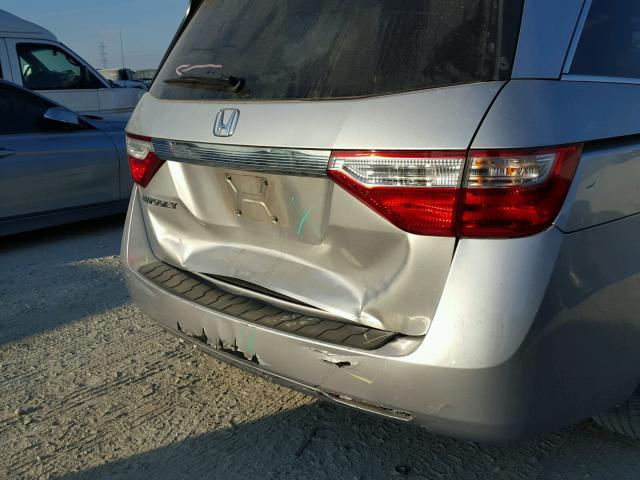 5FNRL5H43CB092164 - 2012 HONDA ODYSSEY EX SILVER photo 9