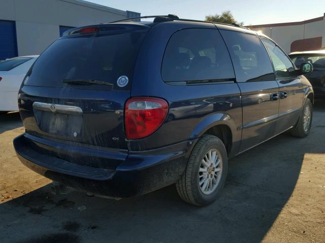 2C8GP74L22R714968 - 2002 CHRYSLER TOWN & COU BLUE photo 4