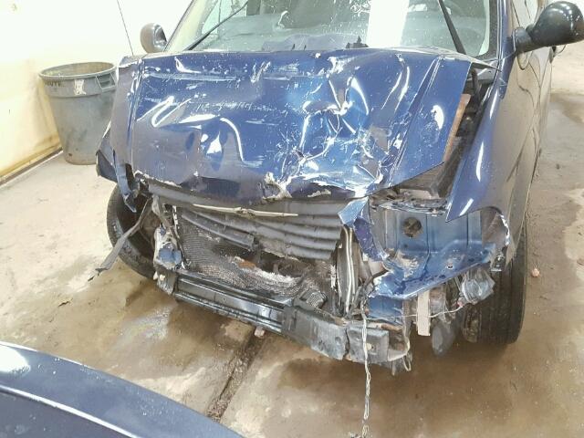 1C4GP45R95B411028 - 2005 CHRYSLER TOWN & COU BLUE photo 7