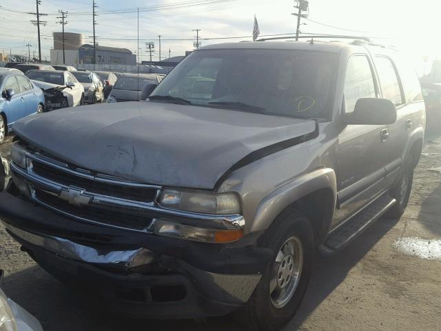 1GNEC13T92R195000 - 2002 CHEVROLET TAHOE C150 TAN photo 2