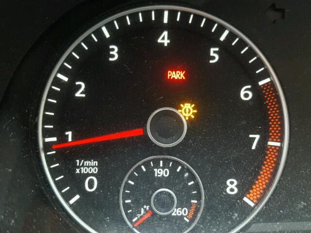 1VWAT7A34FC103570 - 2015 VOLKSWAGEN PASSAT S Արծաթագույն լուսանկար 9