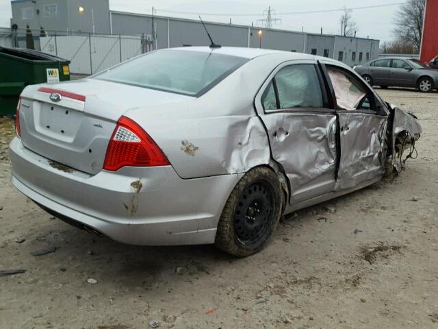 3FAHP0JA2AR318814 - 2010 FORD FUSION SEL SILVER photo 4