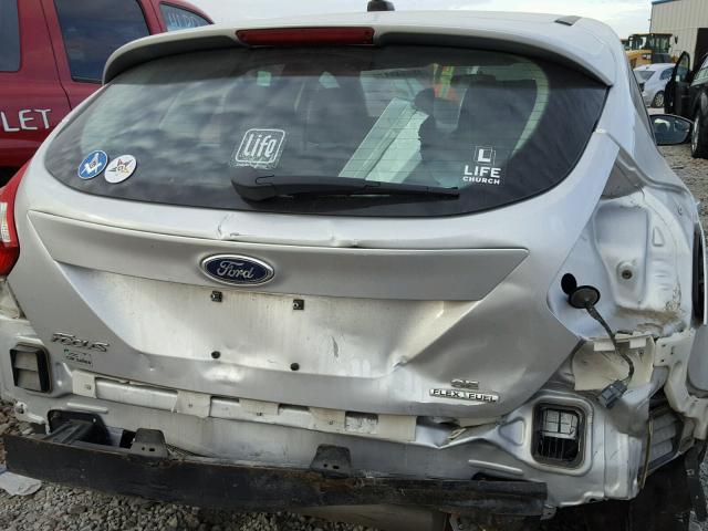 1FADP3K27EL332123 - 2014 FORD FOCUS SE SILVER photo 9