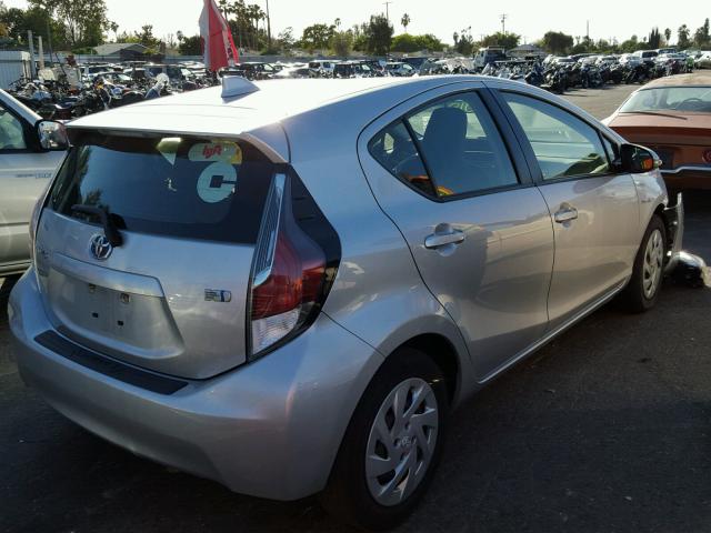 JTDKDTB37G1130528 - 2016 TOYOTA PRIUS C SILVER photo 4