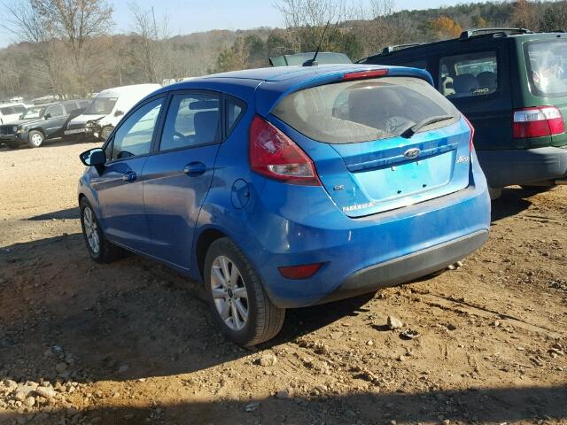 3FADP4EJ6CM101945 - 2012 FORD FIESTA SE BLUE photo 3