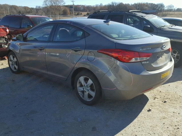 5NPDH4AE8DH421677 - 2013 HYUNDAI ELANTRA GL GRAY photo 3