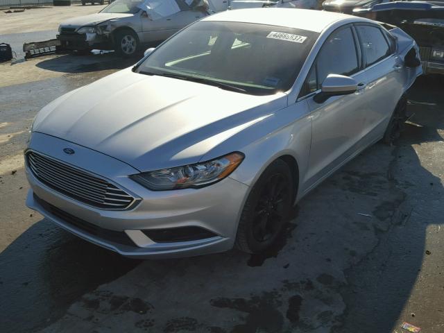 3FA6P0HD1HR249986 - 2017 FORD FUSION SE SILVER photo 2