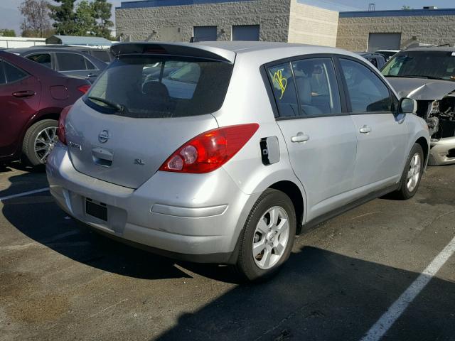 3N1BC13E78L407862 - 2008 NISSAN VERSA S SILVER photo 4