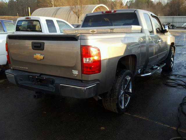 2GCEC19J571645031 - 2007 CHEVROLET SILVERADO GRAY photo 4