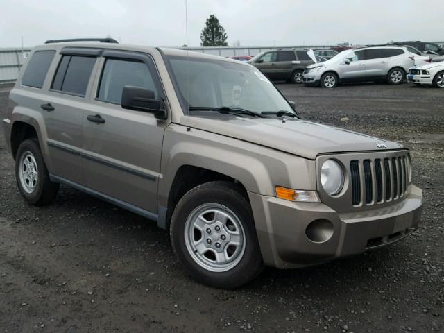 1J8FF28WX8D693508 - 2008 JEEP PATRIOT SP GOLD photo 1