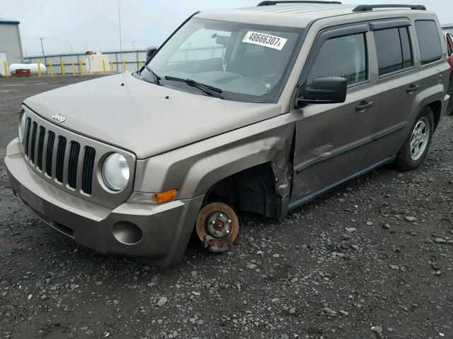 1J8FF28WX8D693508 - 2008 JEEP PATRIOT SP GOLD photo 2