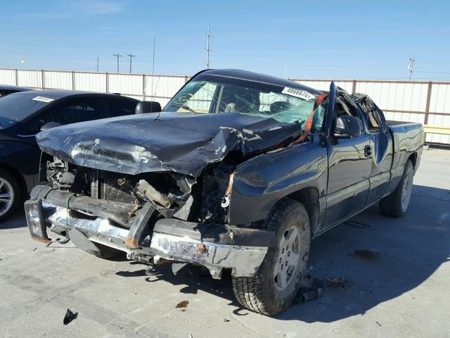 2GCEC19TX31261659 - 2003 CHEVROLET SILVERADO GRAY photo 2