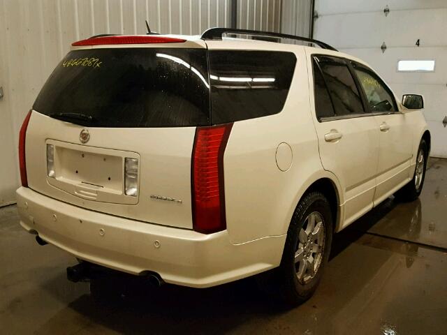 1GYEE637480100868 - 2008 CADILLAC SRX WHITE photo 4