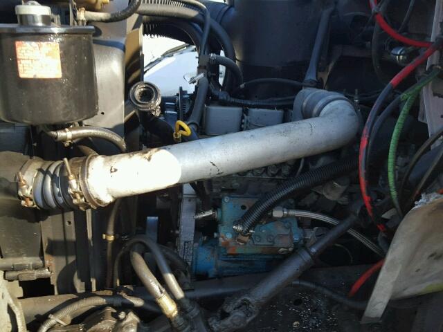 1FDWF80C9VVA13644 - 1997 FORD F800 WHITE photo 7