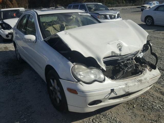 WDBRF61J02F218437 - 2002 MERCEDES-BENZ C 240 WHITE photo 1