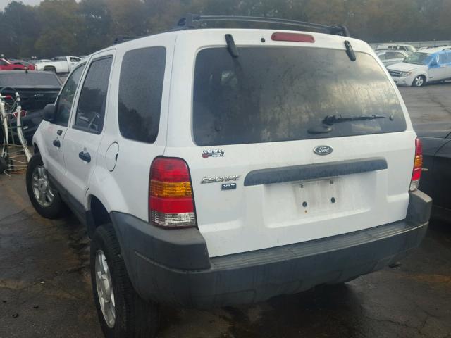 1FMYU93154DA09819 - 2004 FORD ESCAPE XLT WHITE photo 3