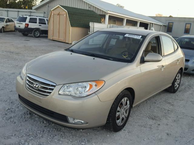 KMHDU4AD5AU937561 - 2010 HYUNDAI ELANTRA BL TAN photo 2