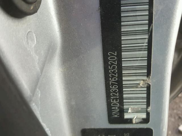 KNADE123676235202 - 2007 KIA RIO BASE SILVER photo 10