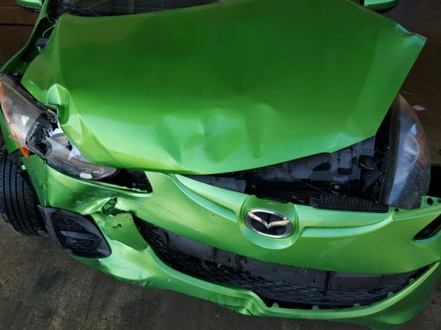 JM1DE1KY9D0162940 - 2013 MAZDA MAZDA2 GREEN photo 7