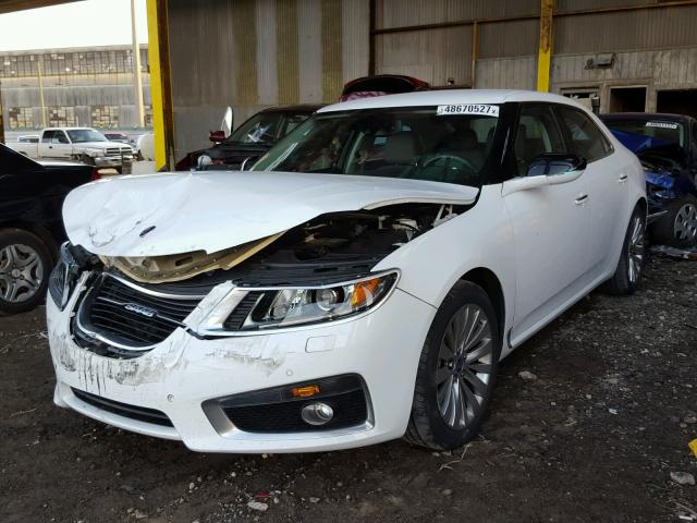 YS3GR4BJ0A4002853 - 2010 SAAB 9-5 AERO WHITE photo 2