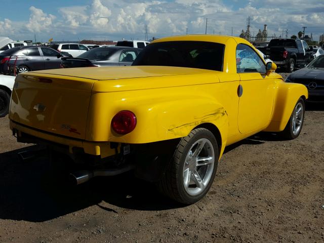 1GCES14P34B111102 - 2004 CHEVROLET SSR 黄色 照片 4