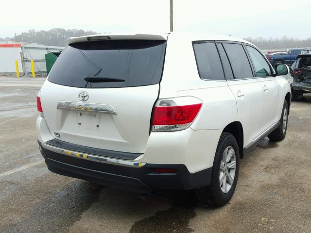 5TDZA3EH8DS033612 - 2013 TOYOTA HIGHLANDER WHITE photo 4