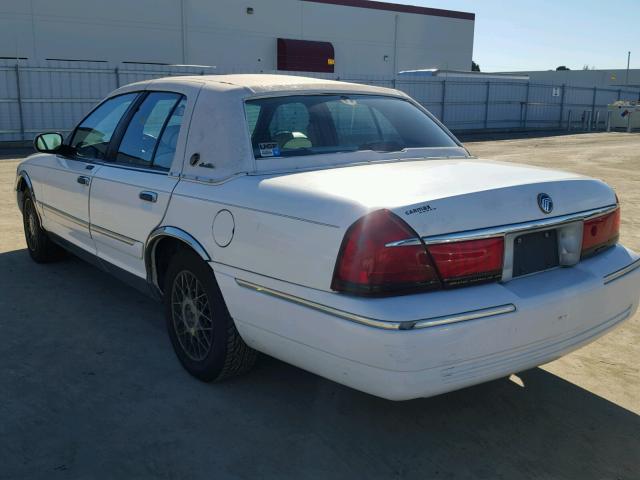 2MEFM74W9XX660036 - 1999 MERCURY GRAND MARQ WHITE photo 3