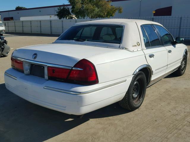 2MEFM74W9XX660036 - 1999 MERCURY GRAND MARQ WHITE photo 4