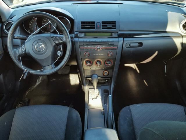 JM1BK32F661497578 - 2006 MAZDA 3 I SILVER photo 9