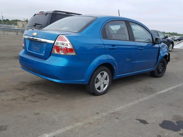 KL1TD56E49B342965 - 2009 CHEVROLET AVEO LS BLUE photo 4