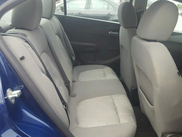 1G1JA5SH1C4216981 - 2012 CHEVROLET SONIC LS BLUE photo 6