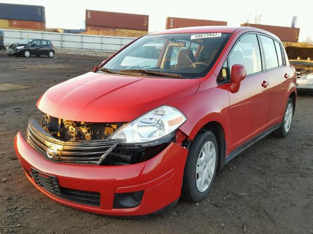 3N1BC1CP5BL417718 - 2011 NISSAN VERSA S RED photo 2