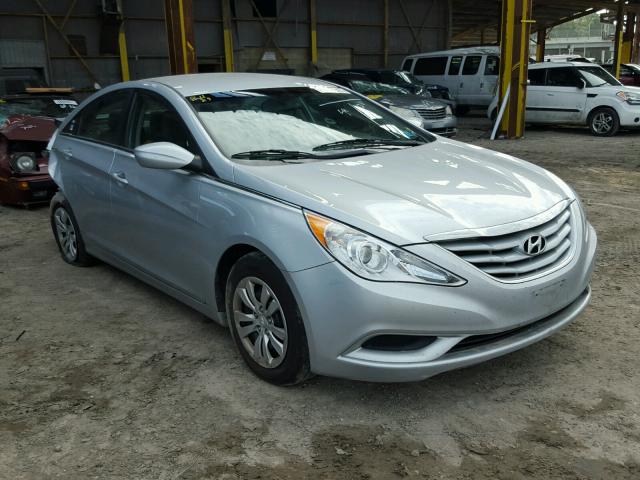 5NPEB4AC9DH515135 - 2013 HYUNDAI SONATA GLS SILVER photo 1