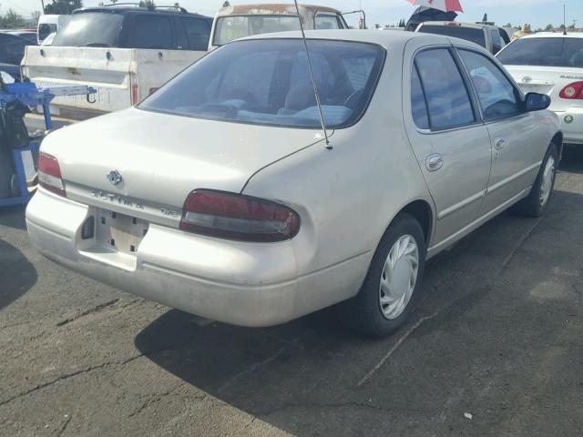 1N4BU31D8SC240324 - 1995 NISSAN ALTIMA XE SILVER photo 4