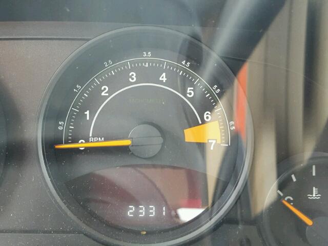 1C4NJDBB3FD396645 - 2015 JEEP COMPASS SP GREEN photo 8