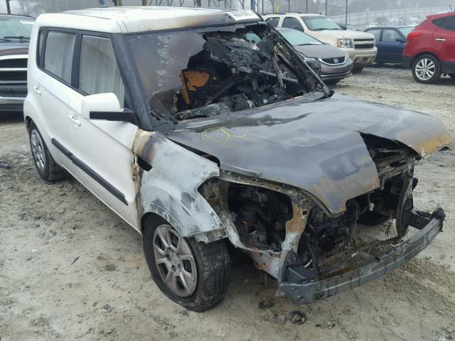 KNDJT2A50C7388909 - 2012 KIA SOUL WHITE photo 1