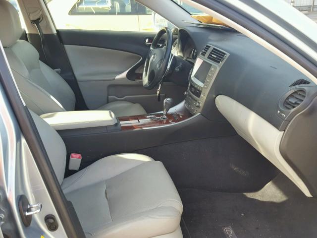 JTHBK262275034718 - 2007 LEXUS IS 250 SILVER photo 5